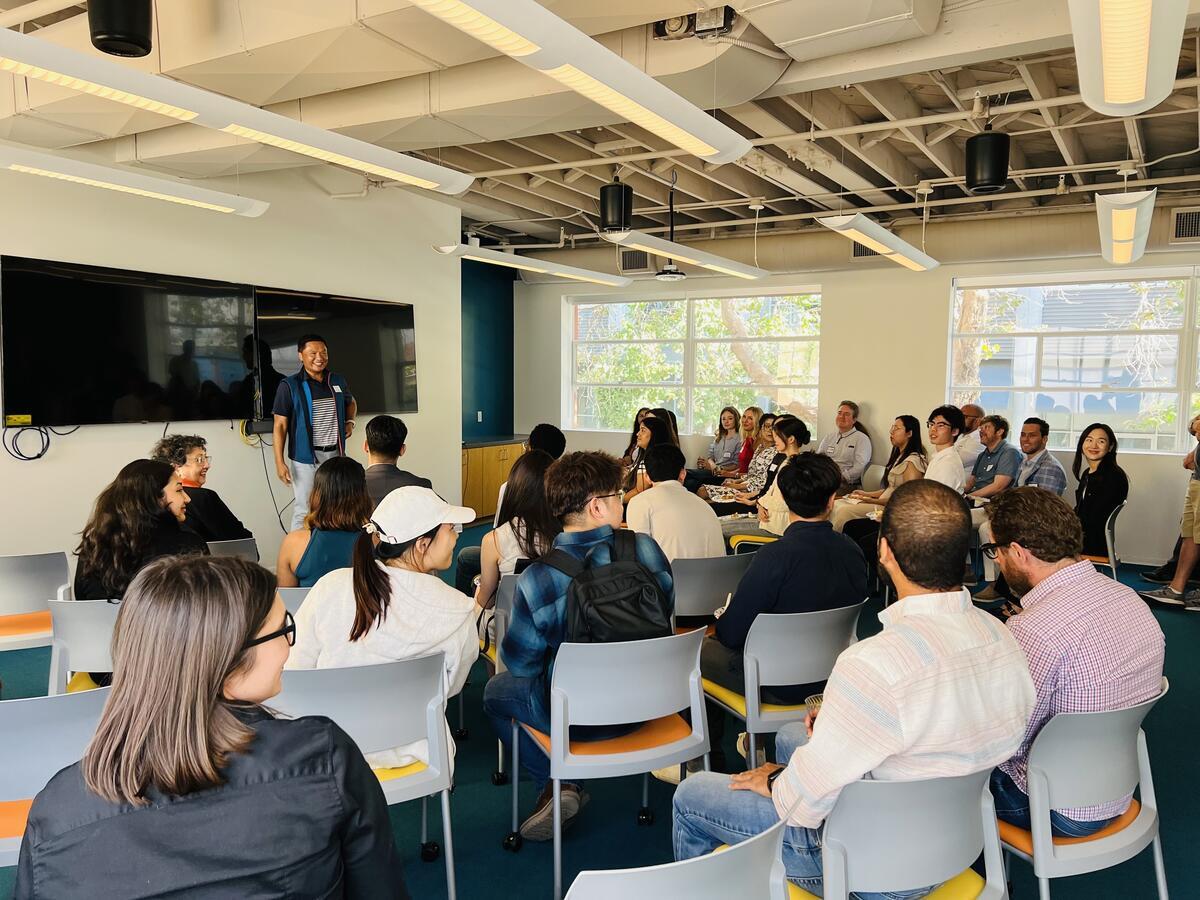 UC Berkeley Social Sciences alumnus Charles Huang speaking to the inaugural MaCSS cohort