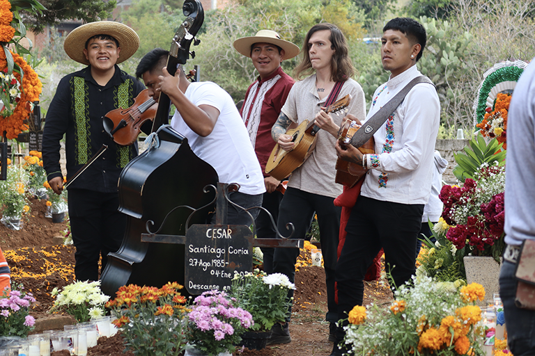 Chris performs pirekua in Michoacán with a music group of five members
