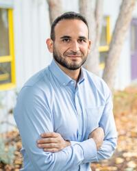 Headshot of Armando Lara-Millan