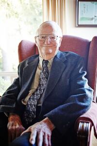 Frank Davis '55 passes away at age 100